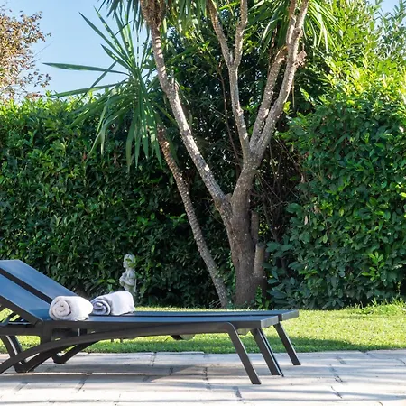 Serrendy Petit Bijou 330m2 Piscine&jacuzzi à 10 Min Des Plages !