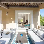 וילה Superb 330m2 With Pool & Jacuzzi *