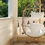 Superb 330m2 With Pool & Jacuzzi *